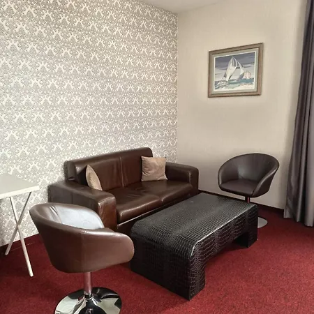 Glamping Alliance Hotel 4*