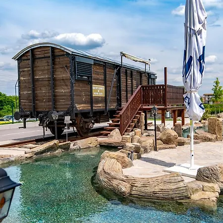 Glamping Alliance 4* Пловдив