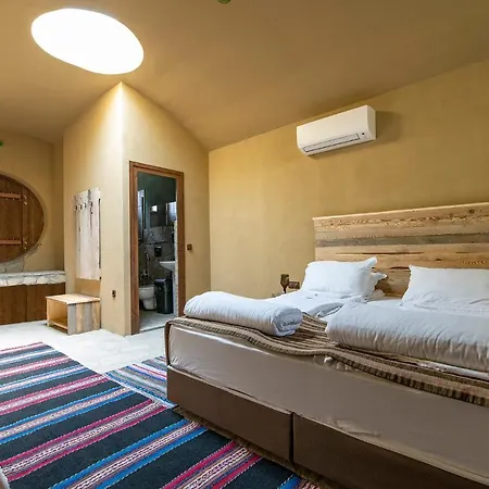 Glamping Alliance Hotel 4*