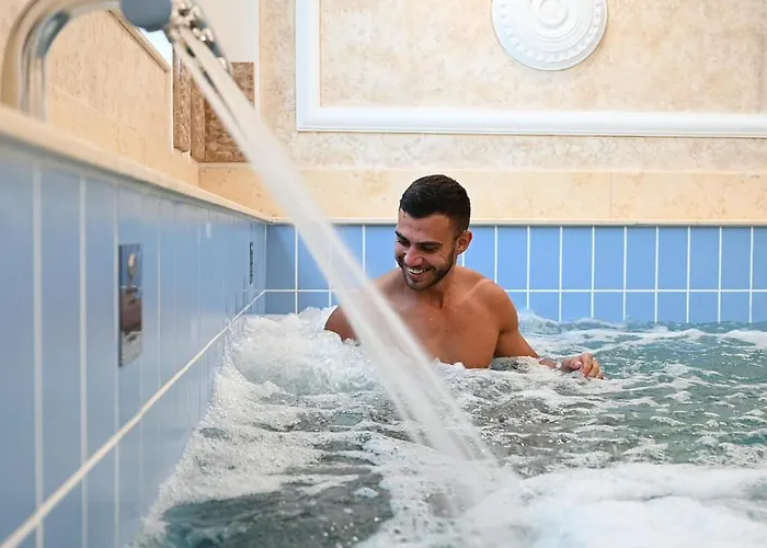 Glamping Alliance 호텔 4*