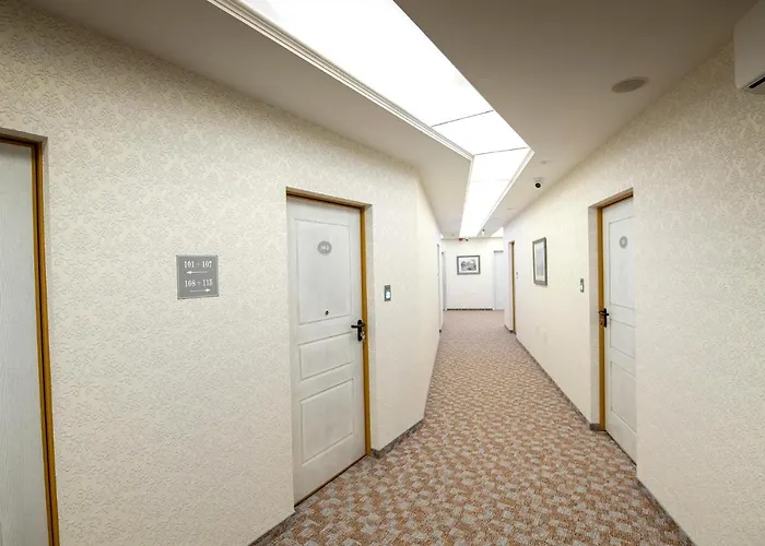 Glamping Alliance 4* 플로브디프