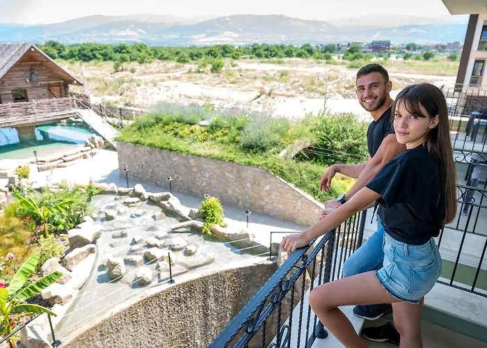 Glamping Alliance 호텔 4*