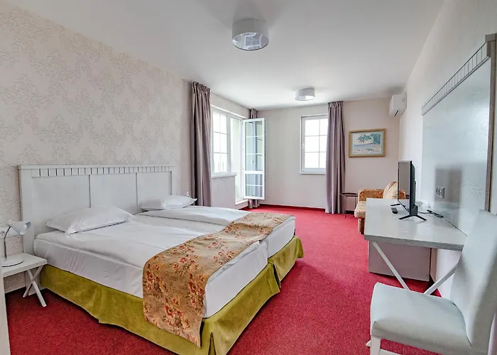 Glamping Alliance 4* 플로브디프