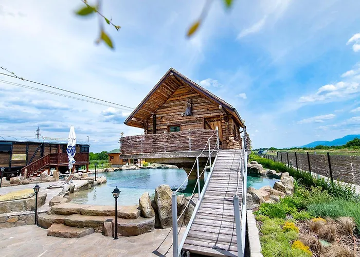 Glamping Alliance 플로브디프