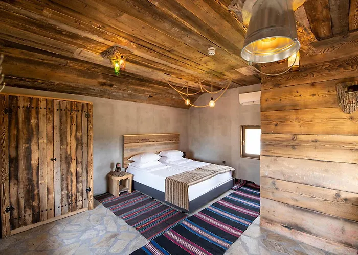 Glamping Alliance 4* 플로브디프