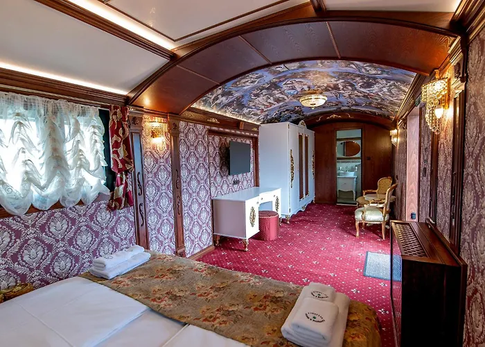 Glamping Alliance 플로브디프