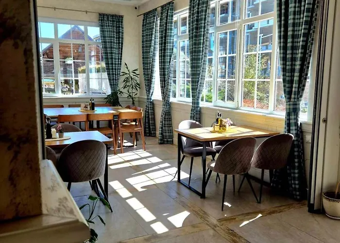 Glamping Alliance 호텔 4*